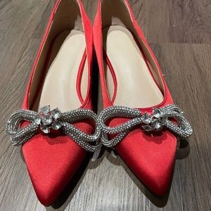 NWOT bow flats